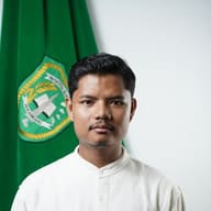 Elie D.